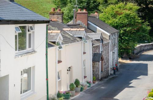 Laugharne House | 3 Horse Pool Road