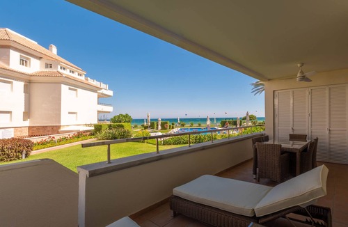 New Golden Mile Apartment | 321-Lux Beachfront-Estepona, 2 Bedroom, Beachfront Oasis, Spectacular Views!