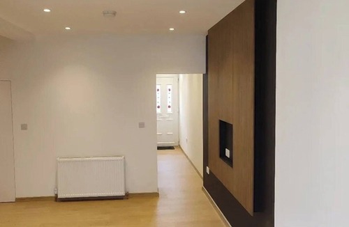 Exeter House | 4 Bed Exeter City Center (New images coming soon)