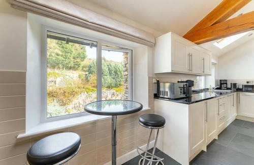 Backbarrow Cottage | 4 Bed in Backbarrow (oc-lr094)