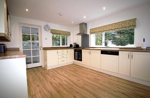 Llanelltyd Cottage | 4 Bed in Dolgellau (oc-95142)