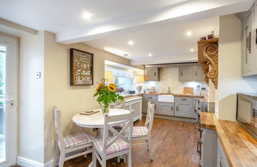 Middleham Cottage | 4 Bed in Leyburn (oc-83260)