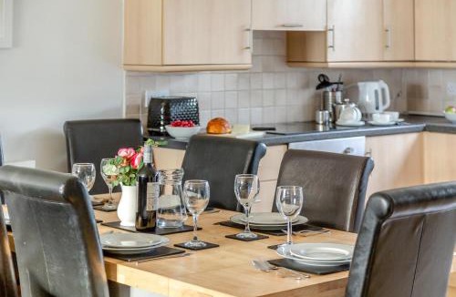 Saint Columb Major Cabin | 4 Bed in Newquay oc-s34623