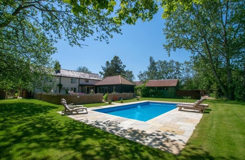 Halesworth Cottage | 4 Bed in Walpole (oc-brof)