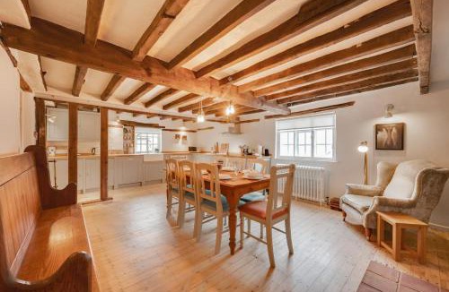 Westleton House | 4 Bed in Westleton oc-holc