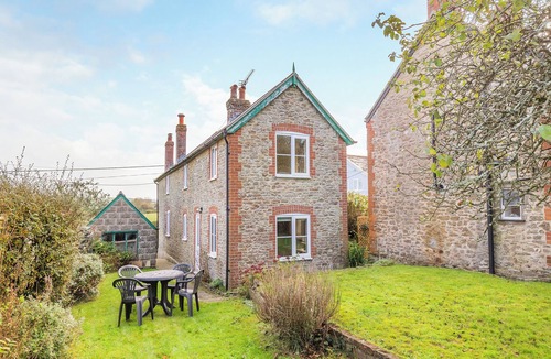 Puncknowle Cottage | 4 bedroom accommodation in Puncknowle