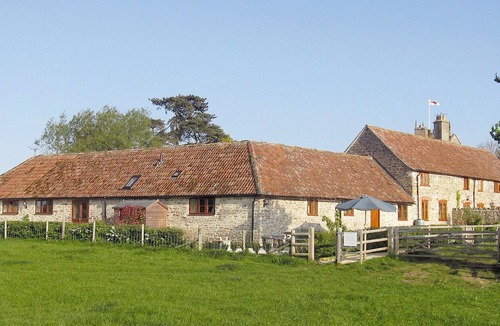 Sherborne Cottage | 4 bedroom accommodation in Leigh, Sherborne