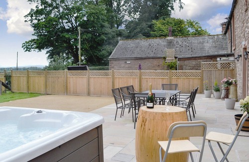 Welton Cottage | 4 bedroom accommodation in Calthwaite, near Penrith