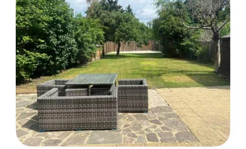 Earley House | 4 BRD House, with Double Parking