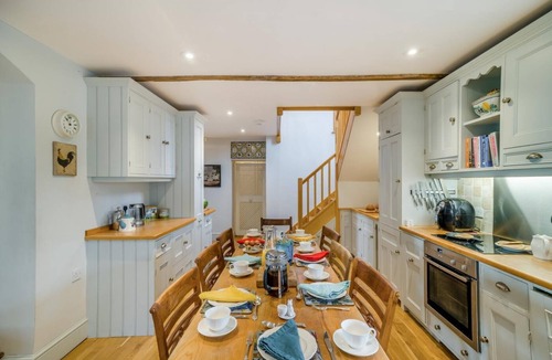 Wells Cottage | 5 Bed in Bleadney (oc-r33959)