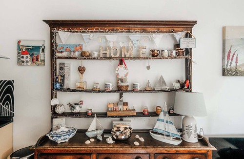 Aberaeron Cottage | 5 bedroom accommodation in Aberaeron