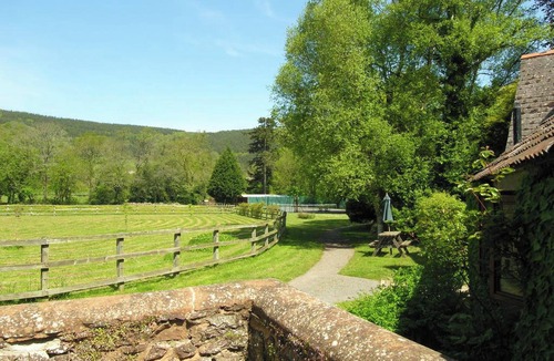 Minehead Cottage | 6 bedroom accommodation in Timberscombe, near Minehead
