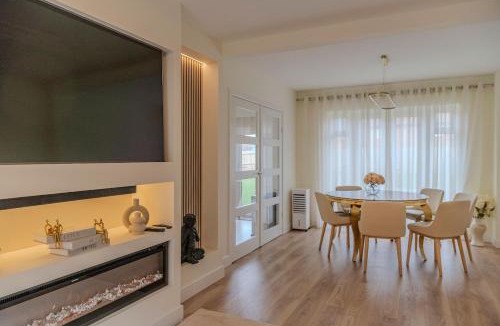 Aylesbury House | 6BR-Sleeps 13-Contractor-Garden-WiFi-Parking