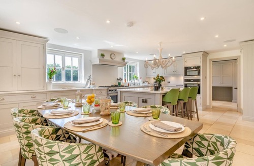 Turville Cottage | 7 Bed in Henley-on-Thames (oc-d29802)
