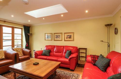 Findhorn House | 78 Findhorn