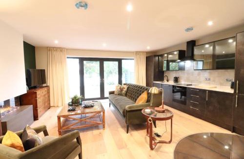 Wing House | 8 Tarn End Cottage, a luxurious cottage for romantic break overlooking Talkin Tarn close to Hadrians Wall