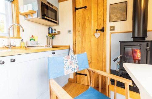 Moylegrove Cabin | A coastal shepherd’s hut with sea views and space to slow down