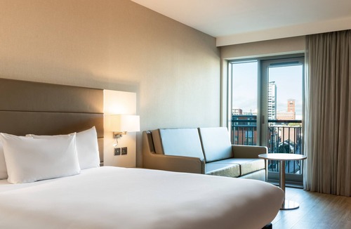 Birmingham City Centre Hotel | AC Hotel by Marriott Birmingham