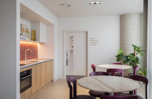 East Acton Apartment | Acton XL Balcony Studio | Terrace | StayCozy