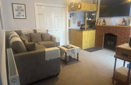 Clacton-on-Sea Bed & Breakfast | Adelaide Guesthouse