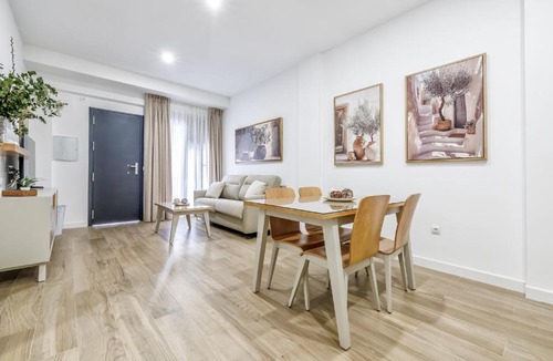 Distrito Noroeste Apartment | Alminar Apartamentos, Parking incluido junto al centro