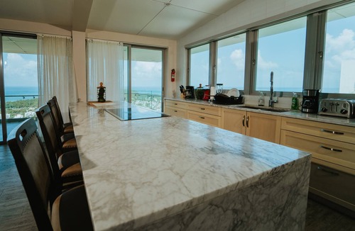 Cabezas House | Amazing Views, Villa, Great for Groups, Walk Out Patio, Pool