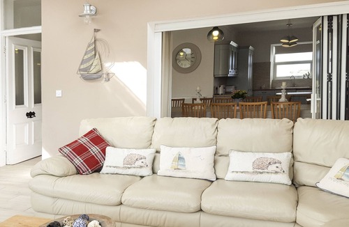 Cemaes Bay Cottage | ANGORFA, pet friendly, country holiday cottage in Cemaes Bay