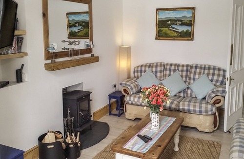 Cemaes Bay Cottage | ANGORFA, pet friendly, country holiday cottage in Cemaes Bay