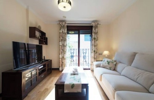 Las Palmas de Gran Canaria Apartment | Apartment near Las Canteras Beach with free Wifi and AC.