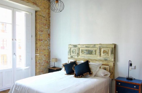 Zaragoza Old Town Apartment | Apartamentos Almada - calle Alfonso - Plaza SAS