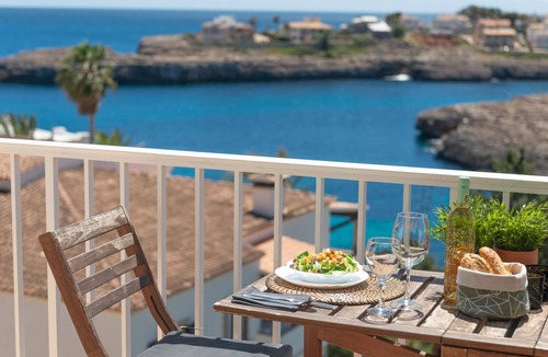 Portocolom Apartment | Apartment with Spectacular Ocean View in Portocolom
