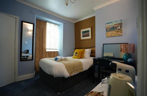 Aberaeron House | Arosfa Harbourside Aberaeron