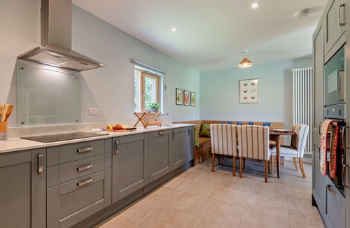 Chapmanslade House | Ash View 2 - Three Bedroom House, Sleeps 6