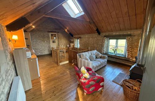 Upton Cheyney House | Ashley Cottage - charming and peaceful property with stunning views near Bath & Bristol