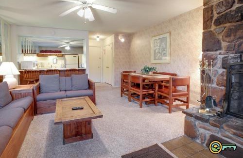 Mount Jackson House | Aspen East Unit #116