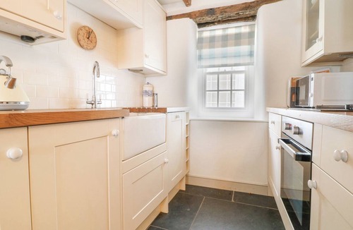 Port Isaac Cottage | Aunt Dora's