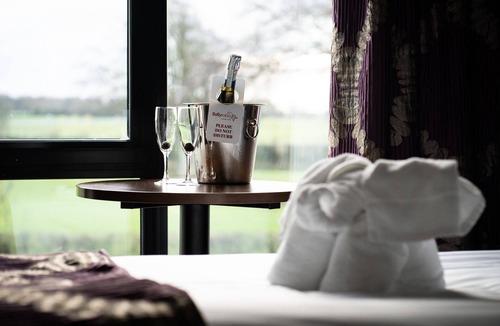 Crumlin Hotel | Ballyrobin Hotel