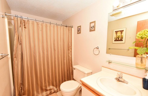 Intervale House | Bartlett, NH Townhouse with 2 Bedrooms + Loft, 2 baths and Sleeping for 8