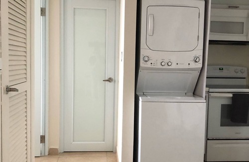 Isla Verde Apartment | BEACH FRONT CONDO 1 BEDROOM APT IN ISLA VERDE.UPSCALE 5 STAR .NEW LISTING