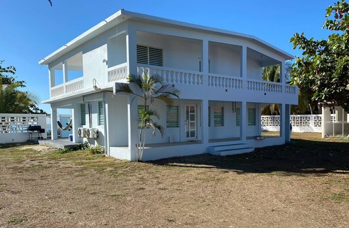 Jauca II Villa | Beachfront Bliss: Spacious 5-Bedroom, 2-Bath Escape with Stunning Ocean Views