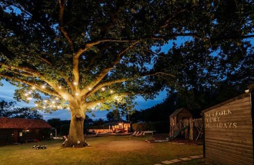 Woodbridge House | Beautiful Cottage with Heated Outdoor Swimming Pool in Bredfield near to Woodbridge on the Suffolk Coast