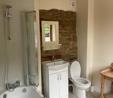 Eaton Mascott House | Beautiful countryside Byre conversion