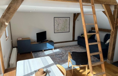 Wallingford Apartment | Beautiful Detached Barn in the Chiltern Hills