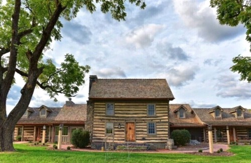 Swoope Bed & Breakfast | Bed&Breakfast in a 1795 Log Cabin on working farm, Honorable Jacob Swoope Suite