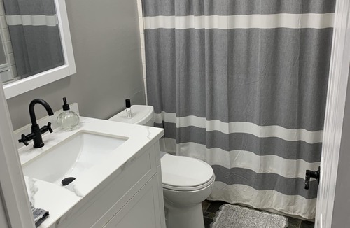 Athol House | Best ski and snowmobiling location, Nice house on 5 acres w/hot tub