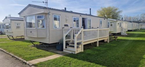 Rhyl House | Bewles Caravan
