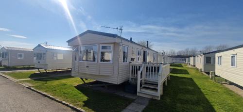 Rhyl House | Bewles Caravan