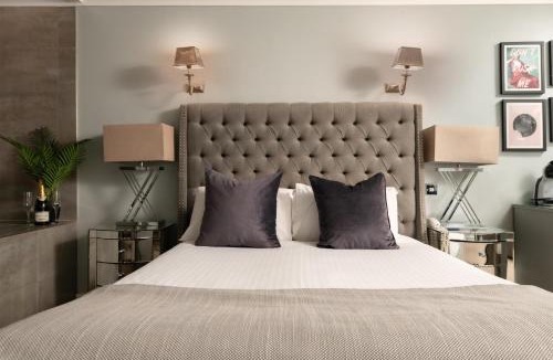 Sutton Coldfield Hotel | Birmingham North Moor Hall Hotel BW Premier Collection
