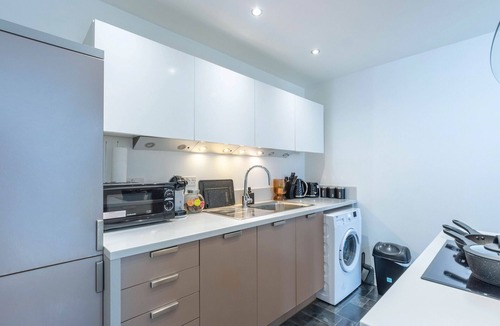 Gay Village Apartment | Birmingham | Short Term Rental