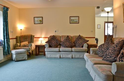 Welshpool House | Blackbird Cottage